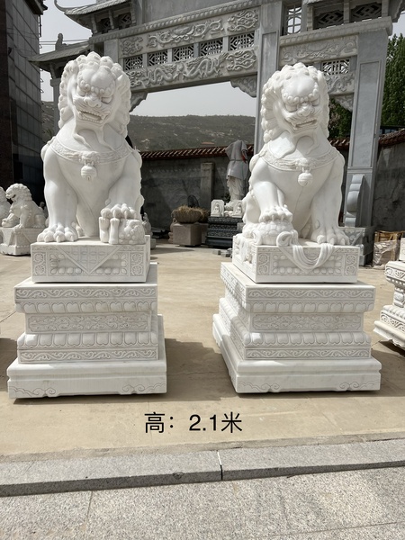 精品汉白玉材质仿天安门石狮摆件